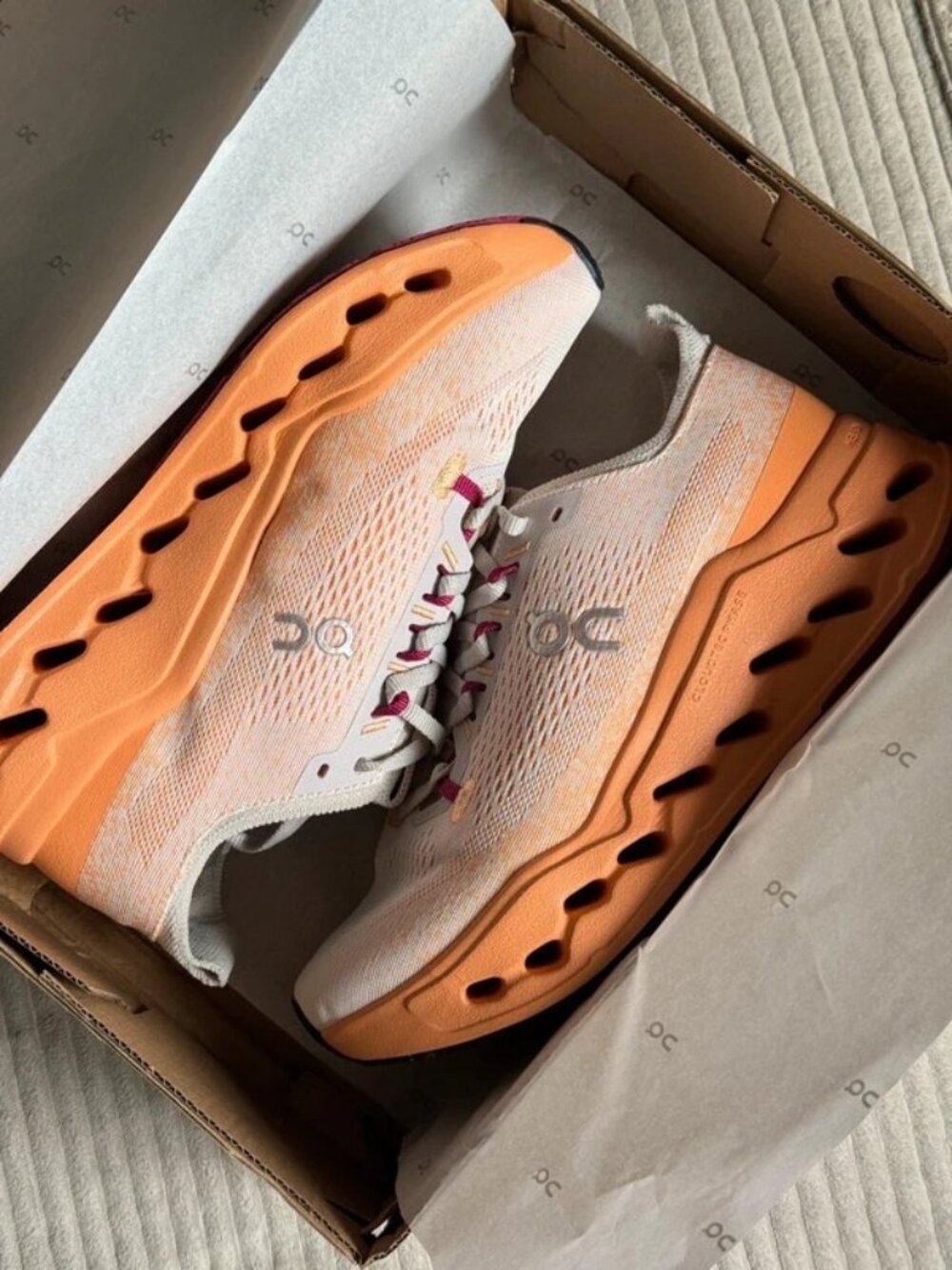 On Cloudsurfer Max Pearl Tangerine Running Shoes, Women’s US 8
